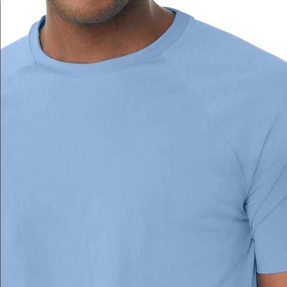 Alo Idol Performance Tee - Picture 2 of 3